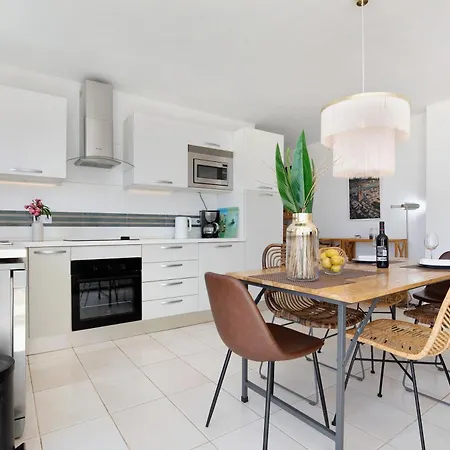 Апартаменты Vistas Mit Meerblick